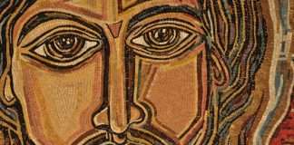 “JESUS”, “CAPITALISMO”, “SOCIALISMO”