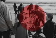 368: Turn REFUGIADOS upside down